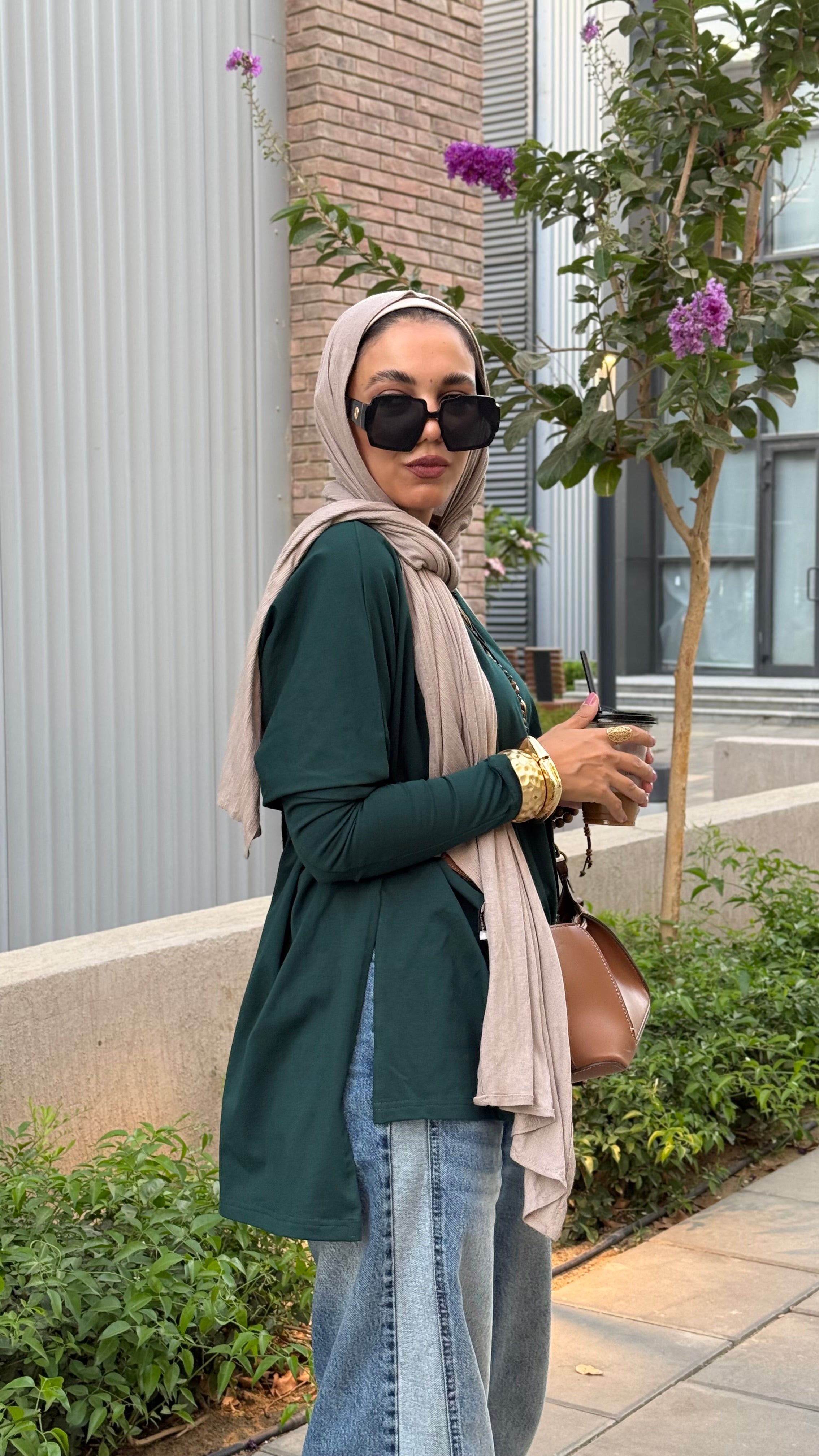 Teal premium cotton top.