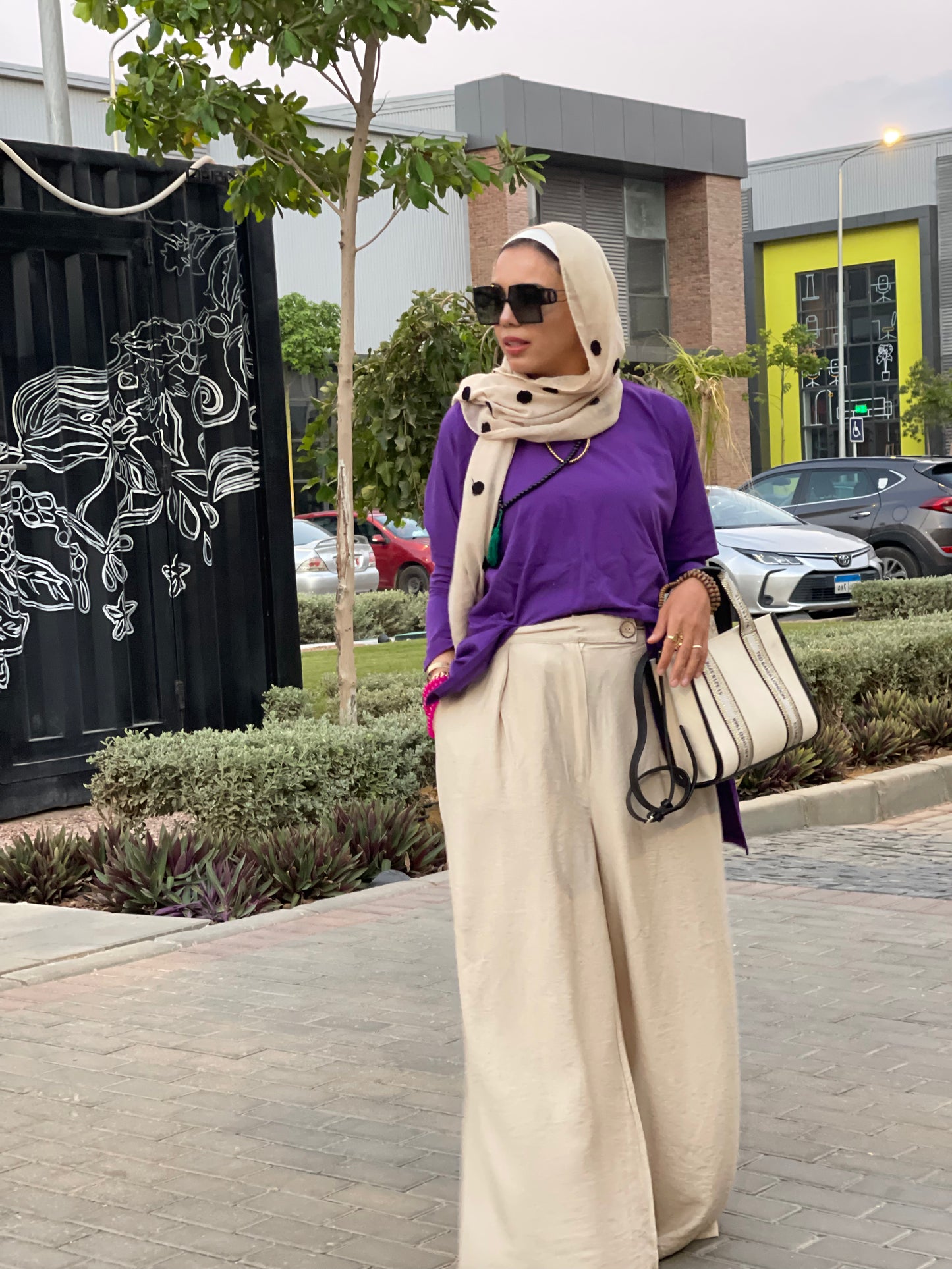 Beige loose pants
