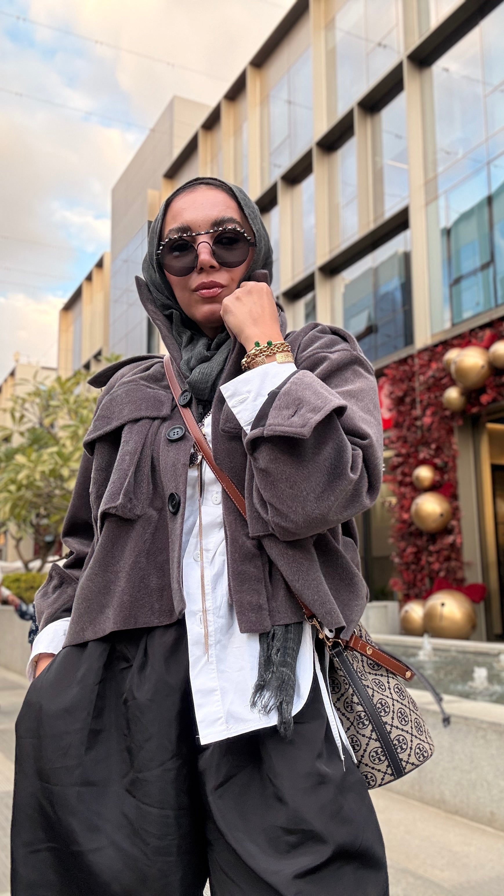 Cropped soft fur grey jacket