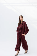 Burgundy suede ballon set( restocking within two weeks.