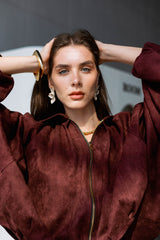 Burgundy suede ballon set( restocking within two weeks.