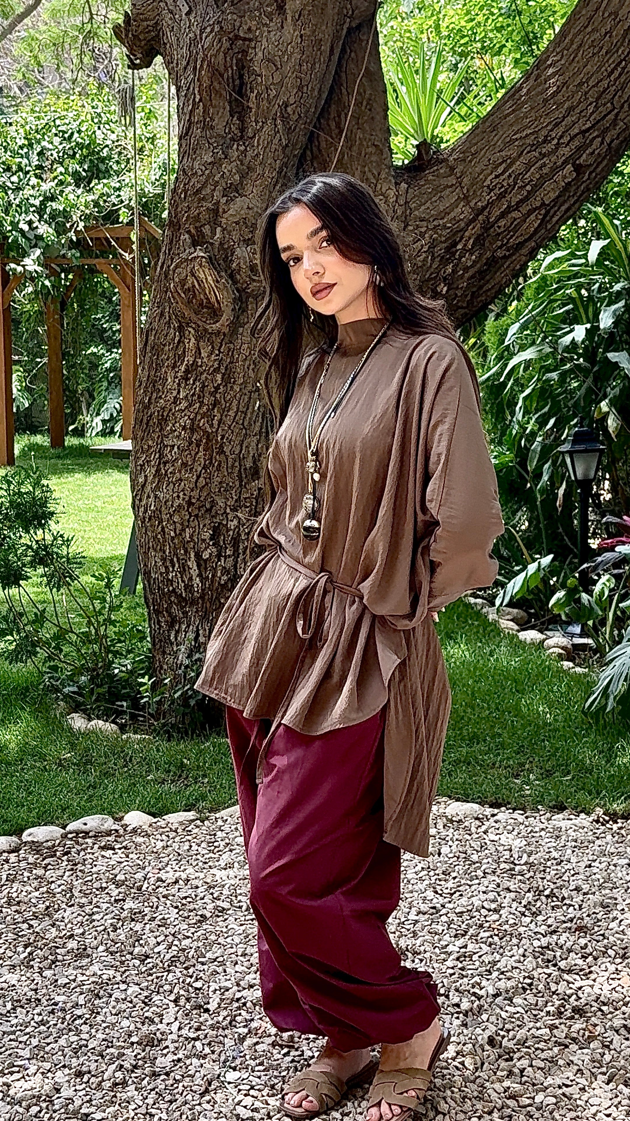 Arwa poncho in olive (100% cotton)